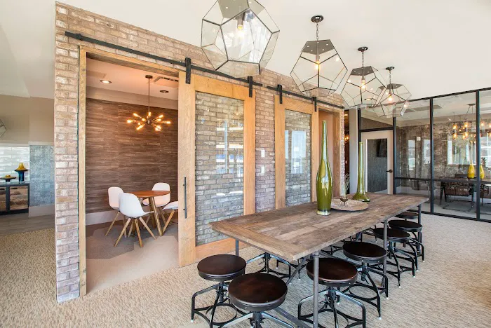 Placemakr Premier SoBro 5