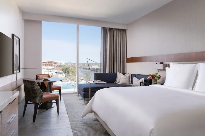 Four Seasons Hotel Nashville 5
