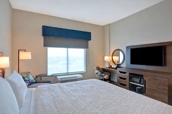 Hampton Inn & Suites Nashville Downtown Capitol View 5