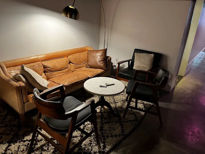 The 404 Hotel 5