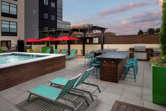 Home2 Suites by Hilton Nashville Downtown Convention Center 5