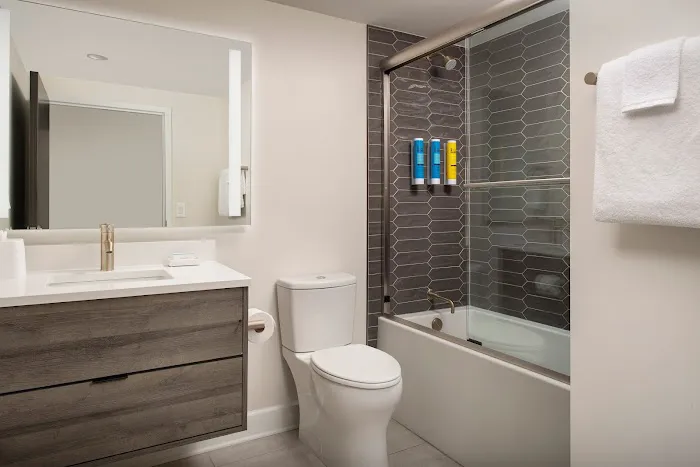 Home2 Suites by Hilton Nashville Downtown Convention Center 5