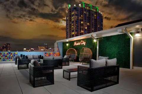 Aloft Nashville West End 5