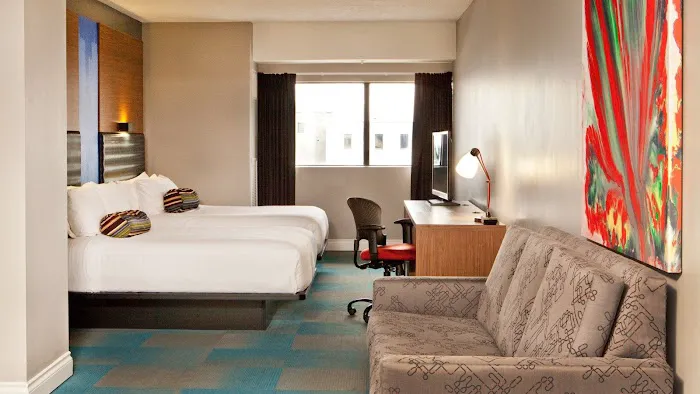 Aloft Nashville West End 5