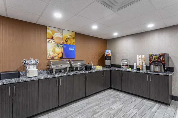 Comfort Inn & Suites Nashville Downtown - Stadium 5