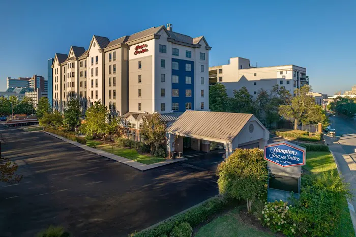 Hampton Inn & Suites Nashville-Vanderbilt-Elliston Place 5