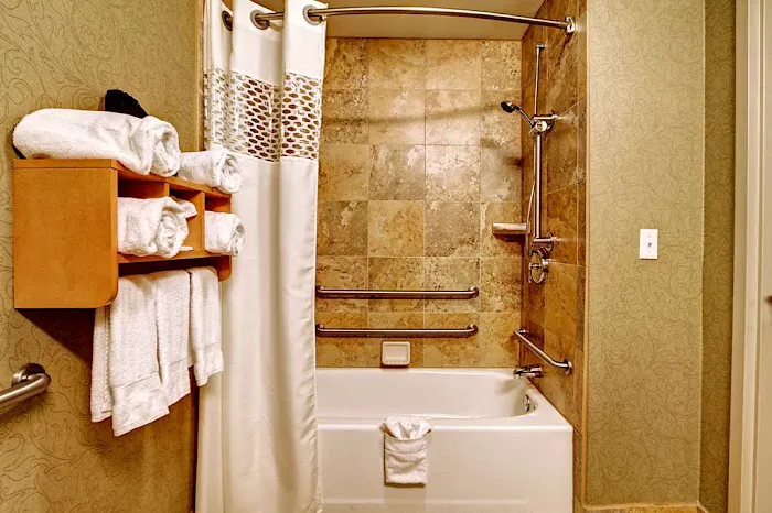 Hampton Inn & Suites Nashville-Vanderbilt-Elliston Place 5