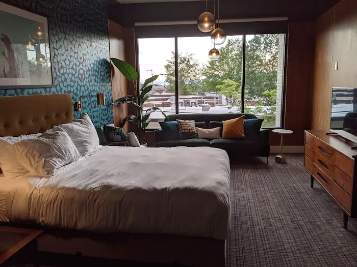 Vandyke Bed and Beverage 5