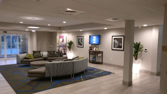 Candlewood Suites Nashville North, an IHG Hotel 5