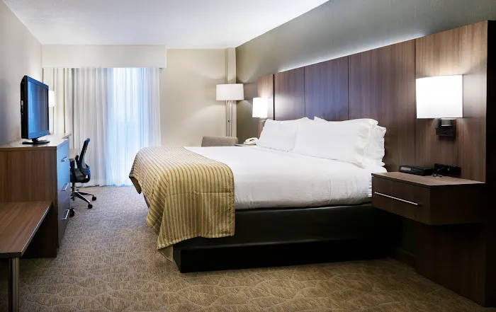 Holiday Inn Nashville-Vanderbilt (Dwtn) by IHG 5