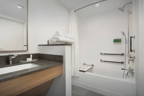Fairfield Inn & Suites Nashville Near Vanderbilt 5