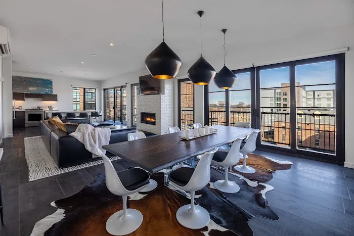 The 121 Hotel by AvantStay 5