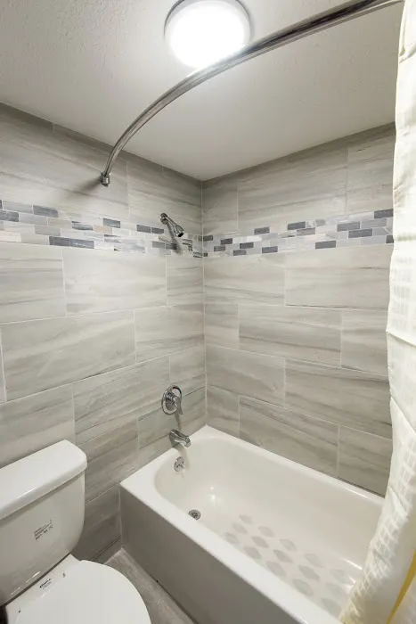 Regency Inn & Suites 5