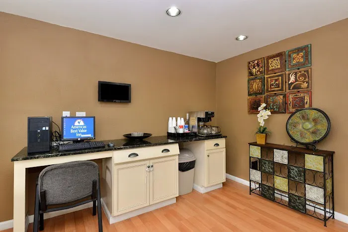 Americas Best Value Inn Nashville Downtown 5