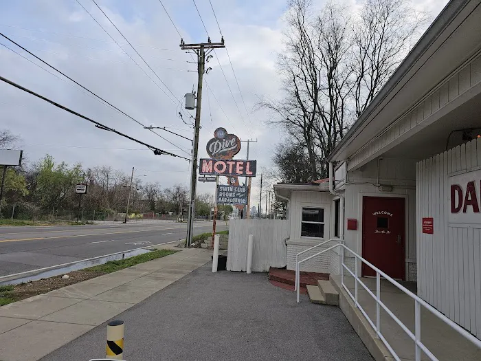 The Dive Motel 5