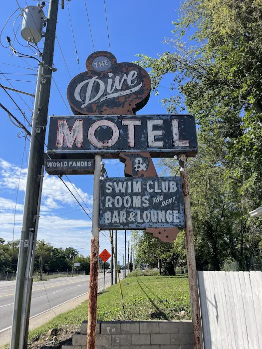 The Dive Motel 5