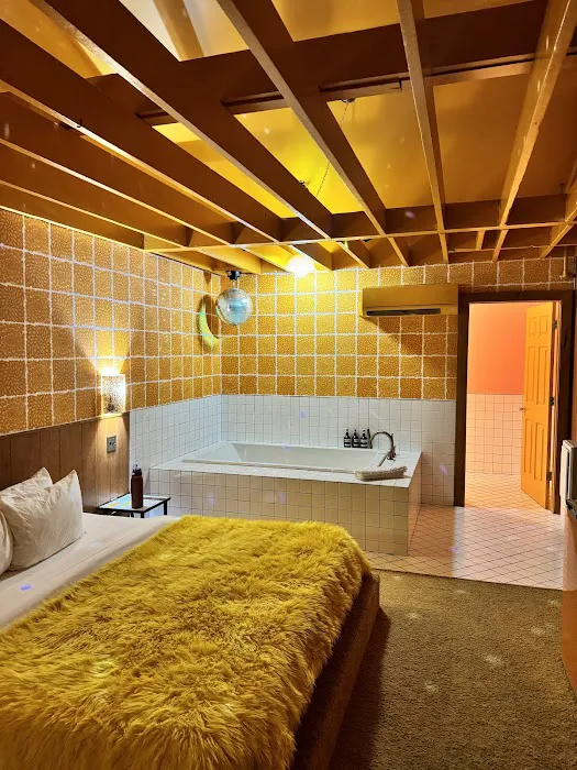 The Dive Motel 5