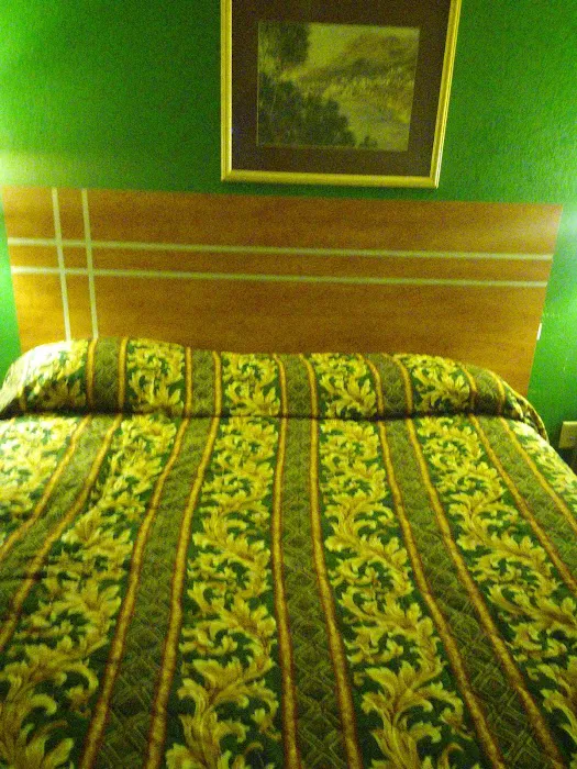 Apple Annie's Inn 5