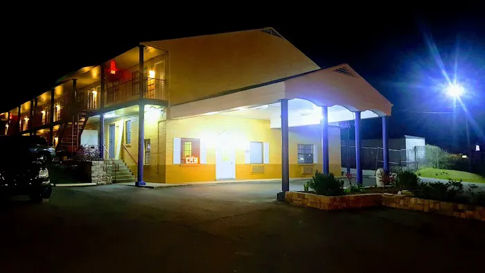 Relax Inn 5