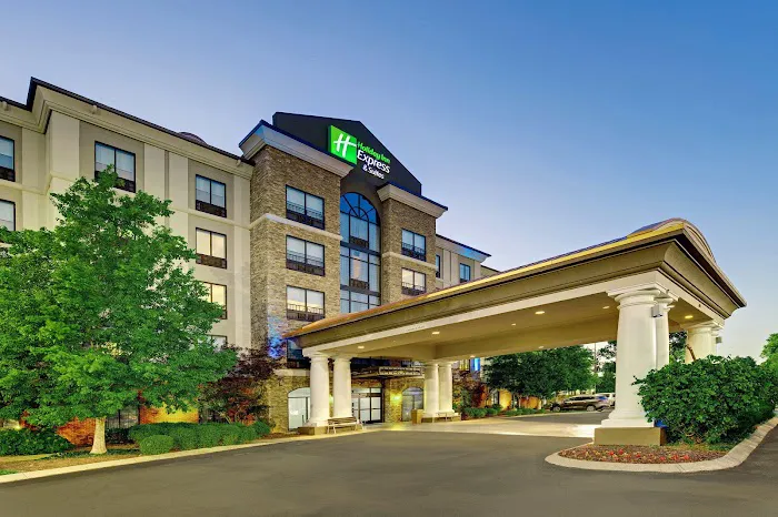 Holiday Inn Express & Suites Nashville-Opryland by IHG 5