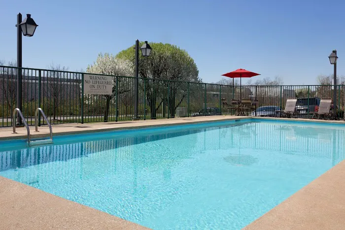 Country Inn & Suites by Radisson, Nashville, TN 5