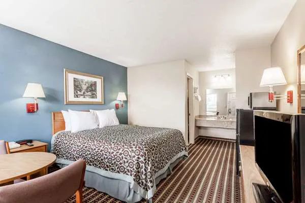 Days Inn by Wyndham Nashville North/Opryland Area 5