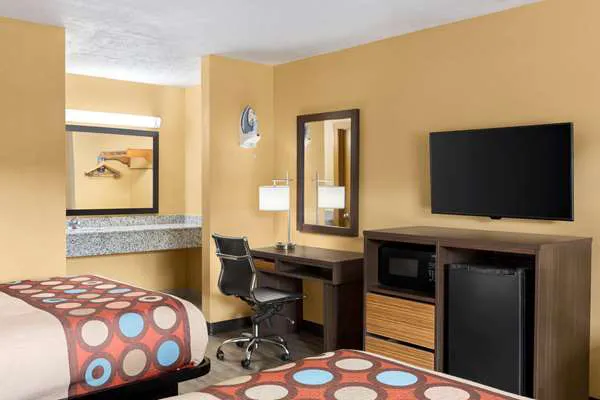 Super 8 by Wyndham Whites Creek/ Nashville NW Area 5