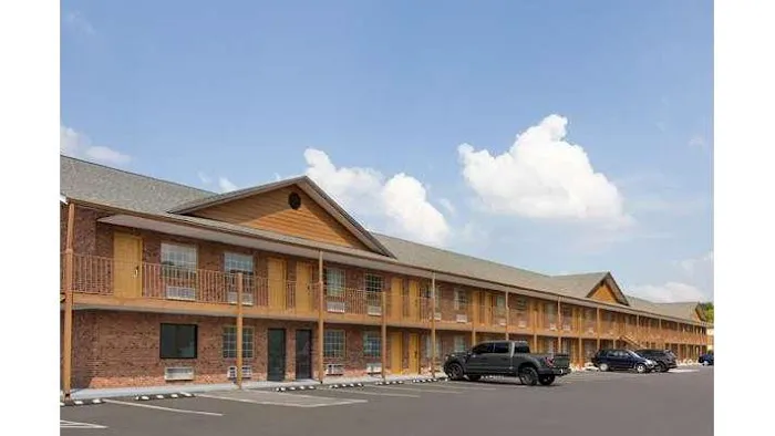 Super 8 by Wyndham Whites Creek/ Nashville NW Area 5