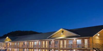 Super 8 by Wyndham Whites Creek/ Nashville NW Area