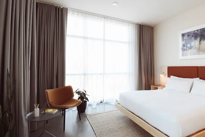 Placemakr Wedgewood-Houston 5