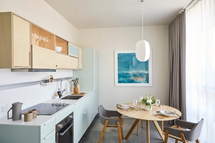 Placemakr Wedgewood-Houston 5