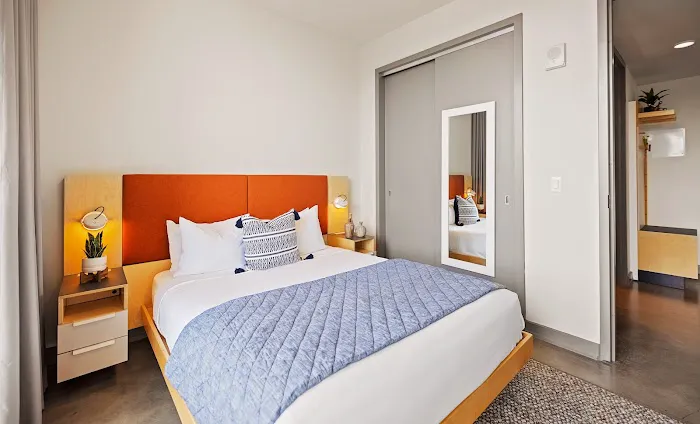 Placemakr Wedgewood-Houston 5