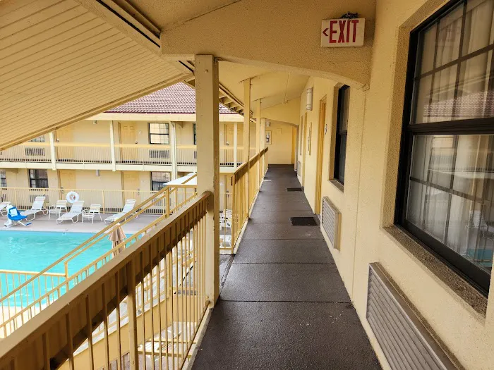 La Quinta Inn by Wyndham Nashville South 5