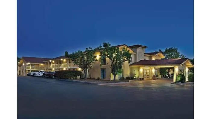 La Quinta Inn by Wyndham Nashville South 5