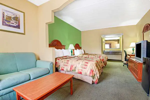 Travelodge by Wyndham Nashville 5