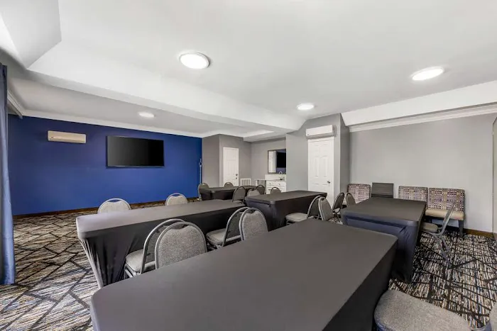 Best Western Brentwood 4