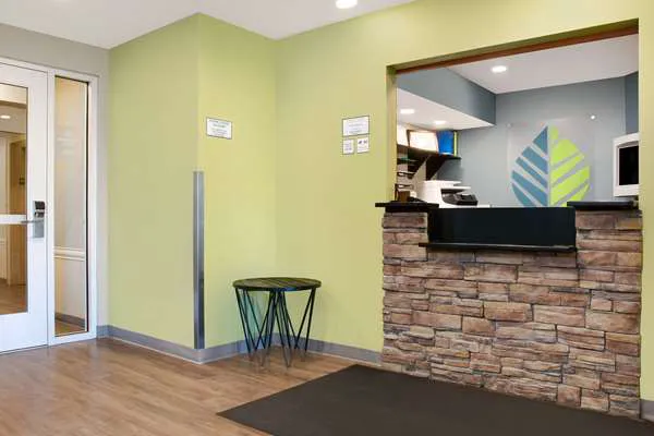 WoodSpring Suites Nashville Airport 4