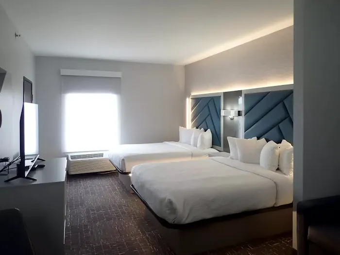 Brentwood Suites, Ascend Hotel Collection 5