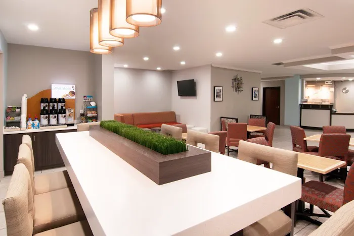Holiday Inn Express & Suites Nashville-I-40&I-24(Spence Ln) by IHG 5