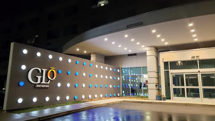 GLō Best Western Nashville Airport 4