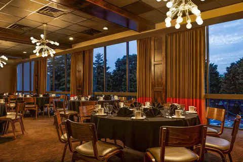 Hotel Preston Nashville Airport 4