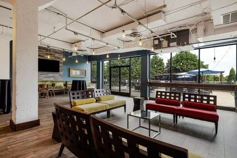 Hotel Preston Nashville Airport 4