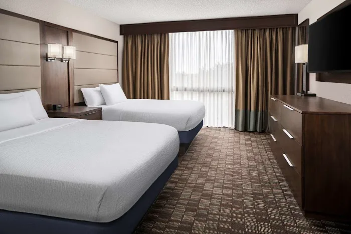 Embassy Suites by Hilton Nashville Airport 4