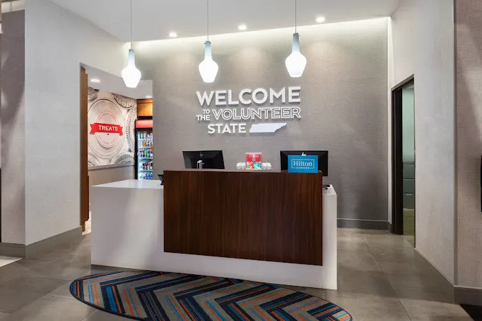 Hampton Inn by Hilton Nashville Airport Century Place 4