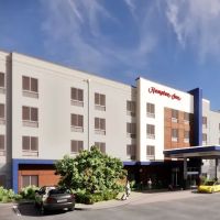 Hampton Inn by Hilton Nashville Airport Century Place