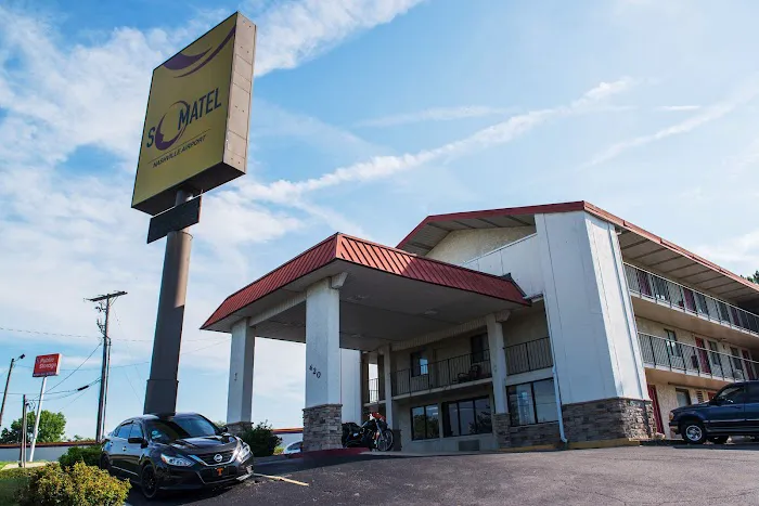 Somatel Nashville Airport Hotel 4
