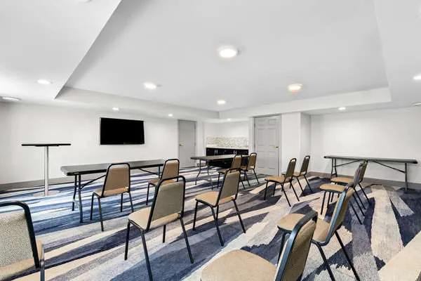 Comfort Inn & Suites Nashville Near Tanger Outlets I-24 Antioch 5