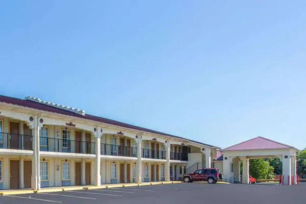 Super 8 by Wyndham Antioch/Nashville South East 5