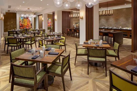 Nashville Airport Marriott 5