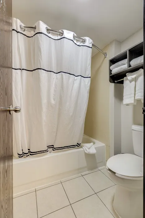 Alexis Inn and Suites Nashville 4